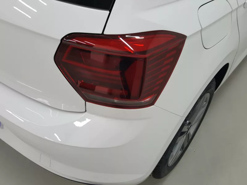 VOLKSWAGEN POLO Gasolina 2021 segunda-mano Jaén