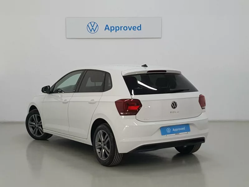 VOLKSWAGEN POLO Gasolina 2021 segunda-mano Jaén