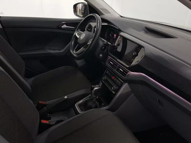 VOLKSWAGEN T-CROSS Gasolina 2021 segunda-mano Jaén