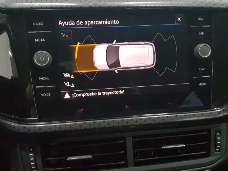 VOLKSWAGEN T-CROSS Gasolina 2021 segunda-mano Jaén