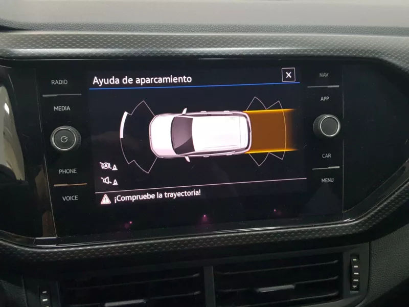 VOLKSWAGEN T-CROSS Gasolina 2022 segunda-mano Jaén