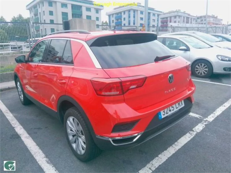 VOLKSWAGEN T-ROC Gasolina 2021 segunda-mano Jaén