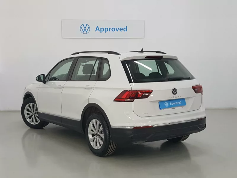 VOLKSWAGEN TIGUAN Diesel 2021 segunda-mano Jaén