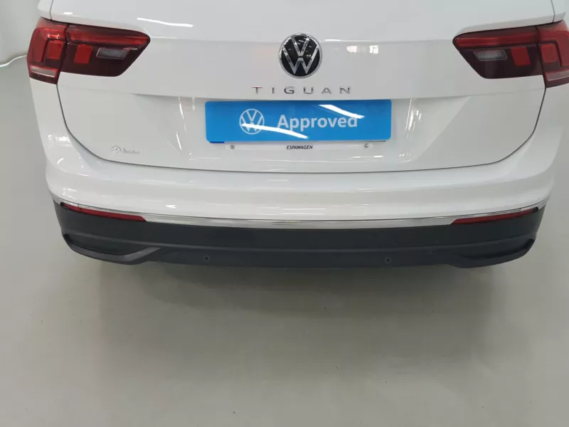 VOLKSWAGEN TIGUAN Diesel 2021 segunda-mano Jaén