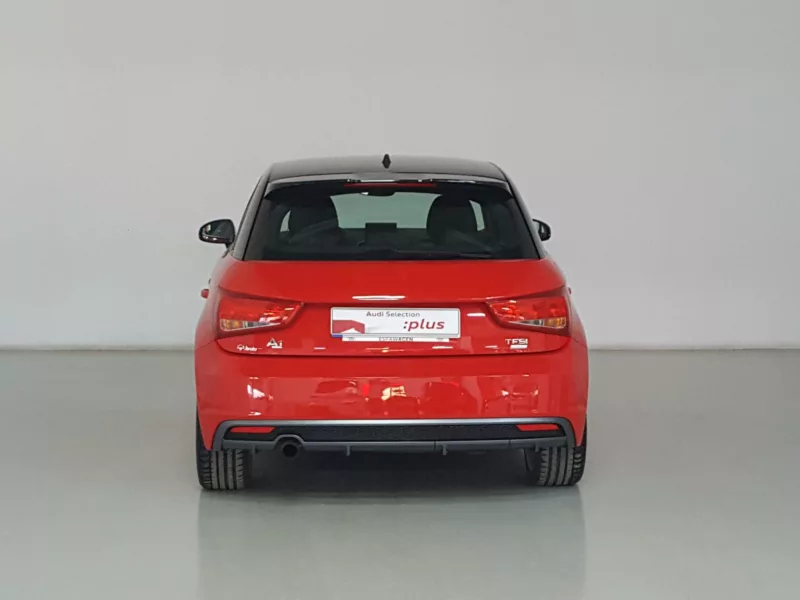 AUDI A1 SPORTBACK Gasolina 2018 segunda-mano Jaén