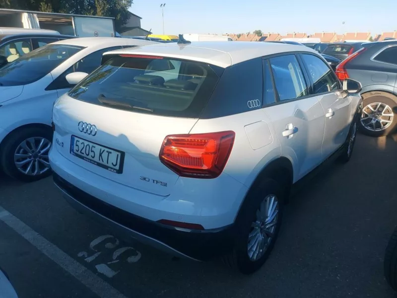 AUDI Q2 Gasolina 2019 segunda-mano Jaén