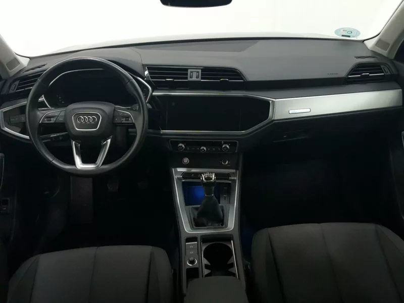 AUDI Q3 Gasolina 2019 segunda-mano Jaén