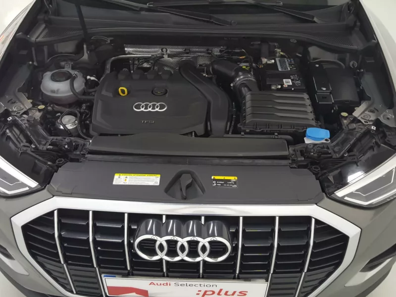 AUDI Q3 Gasolina 2019 segunda-mano Jaén