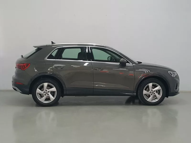 AUDI Q3 Gasolina 2019 segunda-mano Jaén