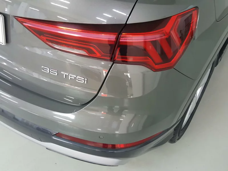 AUDI Q3 Gasolina 2019 segunda-mano Jaén