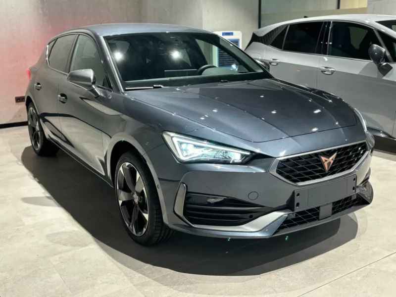 CUPRA LEON Gasolina 2024 km 0 Jaén