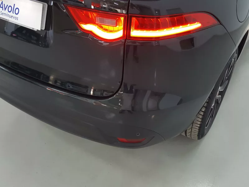 JAGUAR F PACE Diesel 2016 segunda-mano Jaén