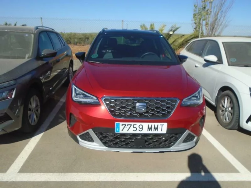 SEAT ARONA Gasolina 2024 segunda-mano Jaén