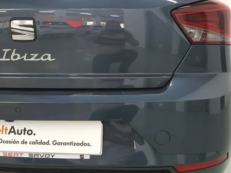 SEAT IBIZA Gasolina 2022 segunda-mano Jaén