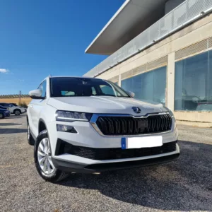 SKODA KAROQ Gasolina 2024 km 0 Jaén