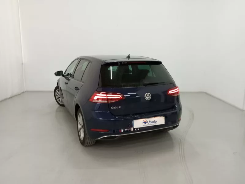 VOLKSWAGEN GOLF Diesel 2019 segunda-mano Jaén