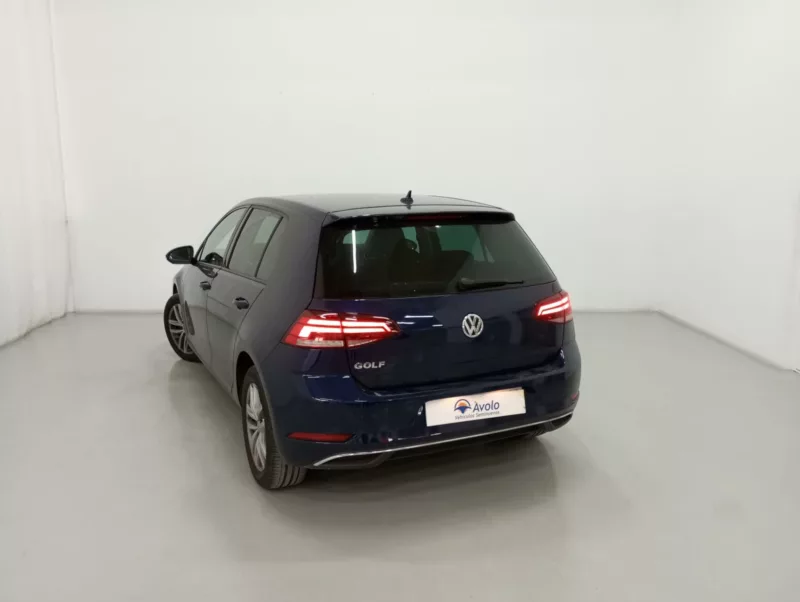 VOLKSWAGEN GOLF Diesel 2019 segunda-mano Jaén