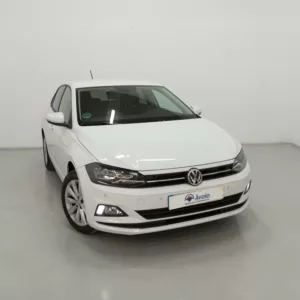 VOLKSWAGEN POLO Gasolina 2020 segunda-mano Jaén