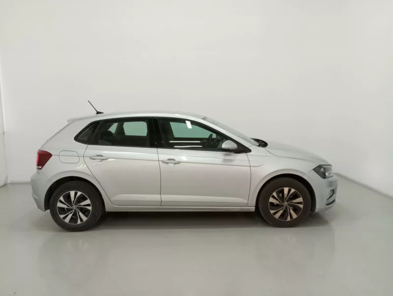 VOLKSWAGEN POLO Gasolina 2021 segunda-mano Jaén