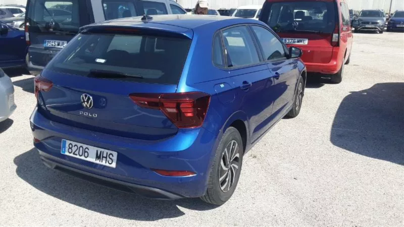 VOLKSWAGEN POLO Gasolina 2023 segunda-mano Jaén