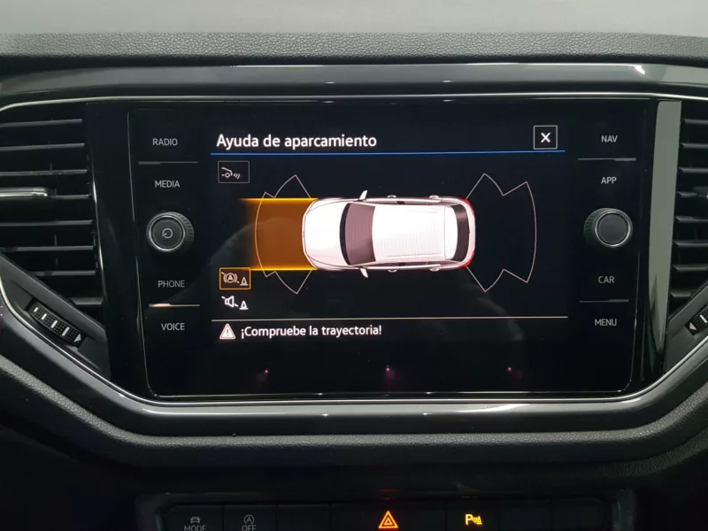 VOLKSWAGEN T-ROC Diesel 2021 segunda-mano Jaén