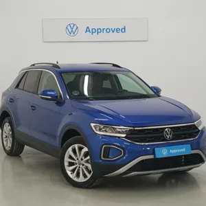 VOLKSWAGEN T-ROC Gasolina 2023 segunda-mano Jaén