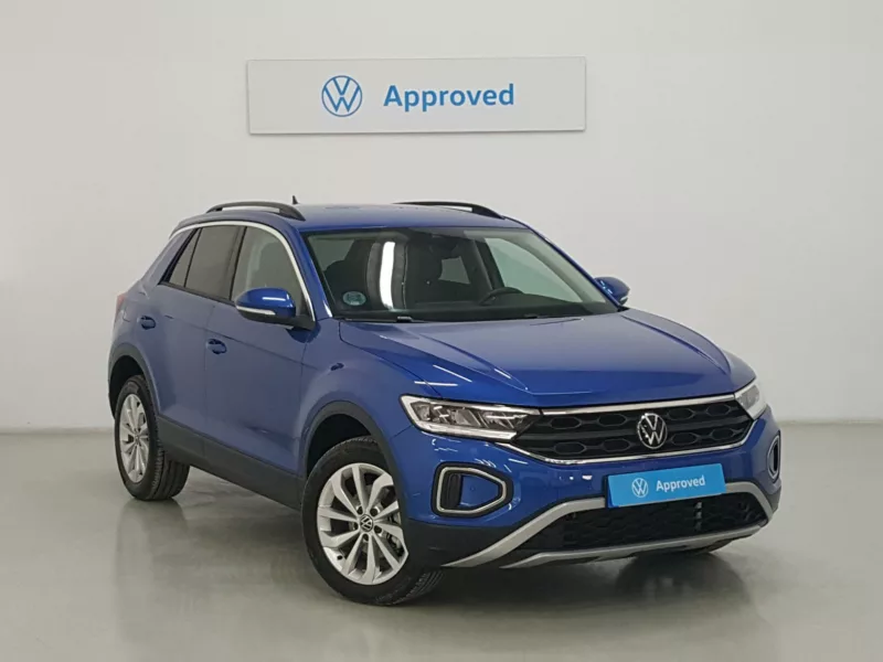 VOLKSWAGEN T-ROC Gasolina 2023 segunda-mano Jaén