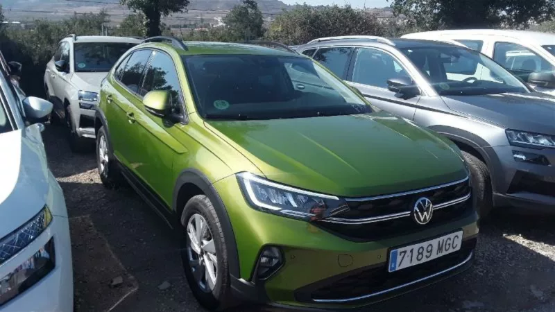 VOLKSWAGEN TAIGO Gasolina 2023 segunda-mano Jaén