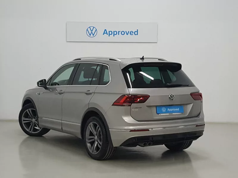 VOLKSWAGEN TIGUAN Diesel 2018 segunda-mano Jaén