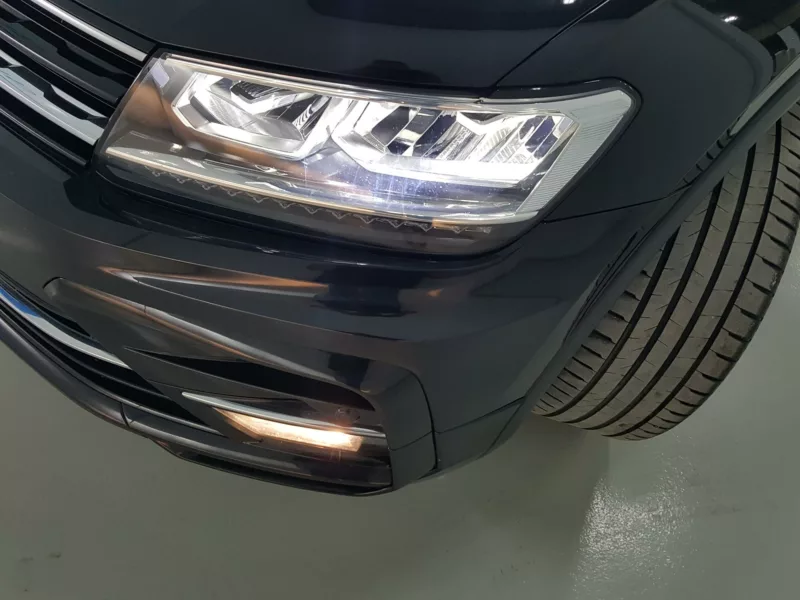 VOLKSWAGEN TIGUAN Gasolina 2020 segunda-mano Jaén