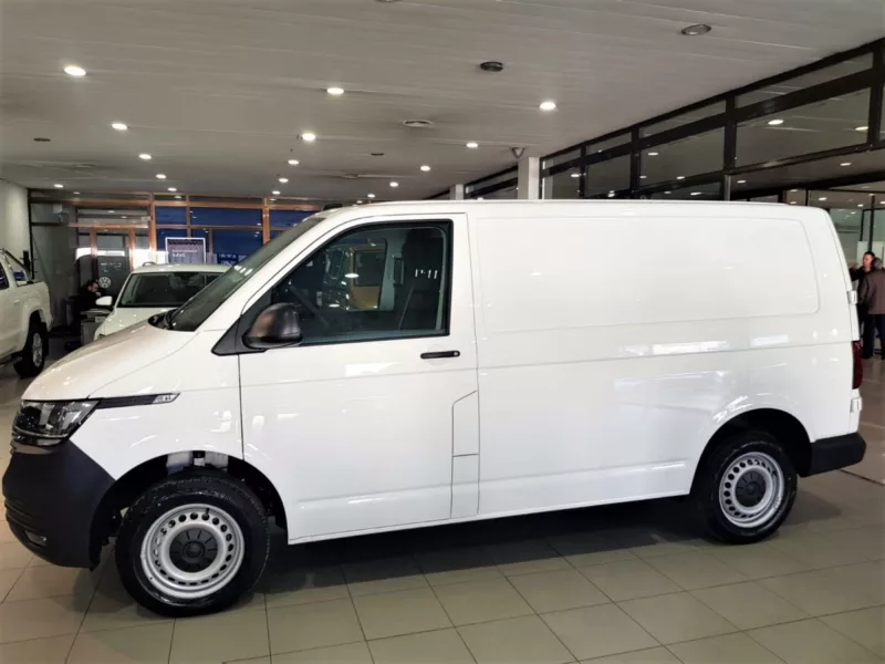 VOLKSWAGEN TRANSPORTER Diesel 2024 km 0 Jaén