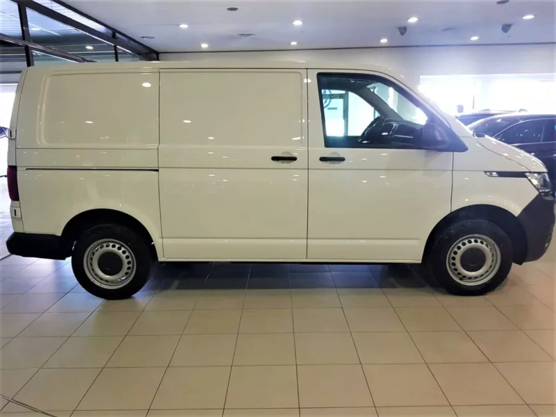 VOLKSWAGEN TRANSPORTER Diesel 2024 km 0 Jaén