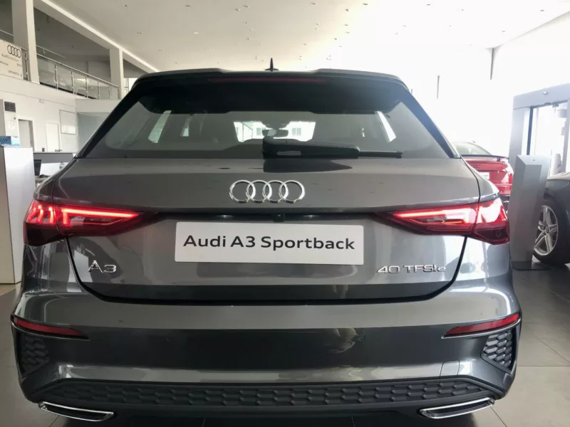 AUDI A3 SPORTBACK Hibrido enchufable nuevo entrega inmediata Jaén