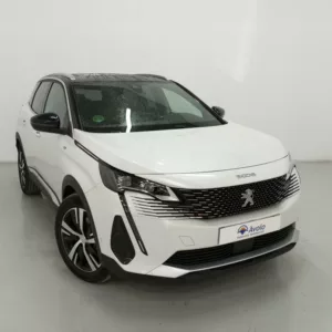 PEUGEOT 3008 Gasolina 2023 segunda-mano Jaén