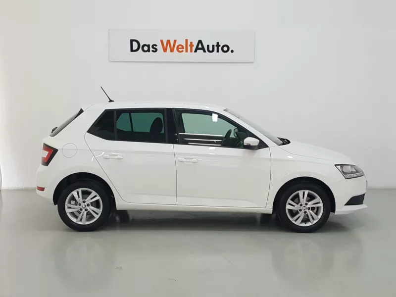 SKODA FABIA Gasolina 2020 segunda-mano Jaén