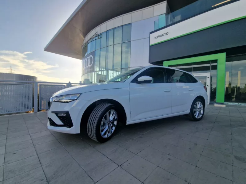 SKODA SCALA Gasolina 2024 km 0 Jaén