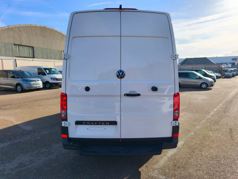 VOLKSWAGEN CRAFTER FURGON Diesel 2024 km 0 Jaén