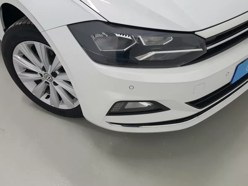 VOLKSWAGEN POLO Gasolina 2020 segunda-mano Jaén