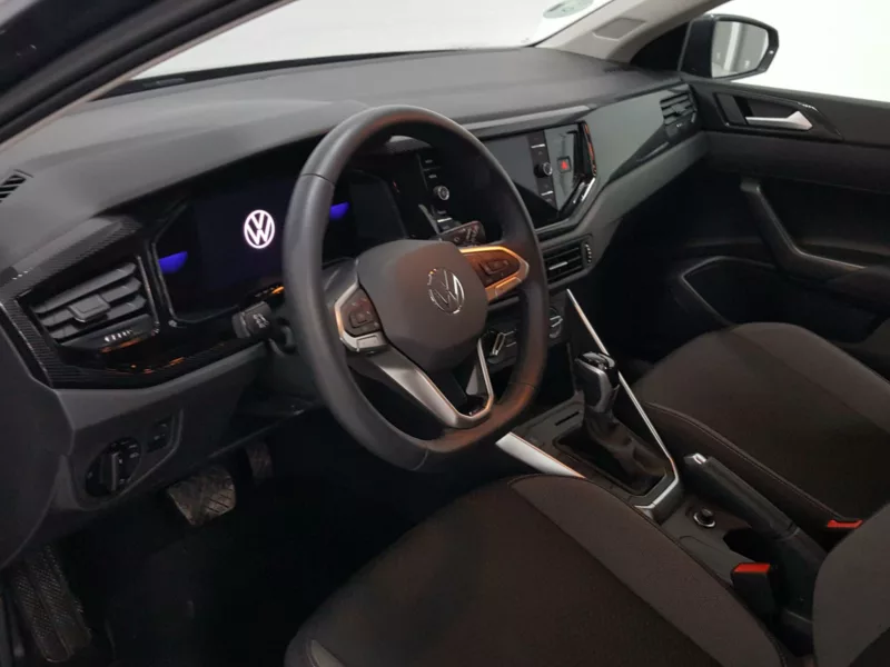 VOLKSWAGEN POLO Gasolina 2022 segunda-mano Jaén