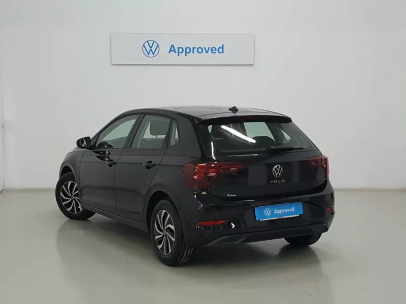 VOLKSWAGEN POLO Gasolina 2023 segunda-mano Jaén