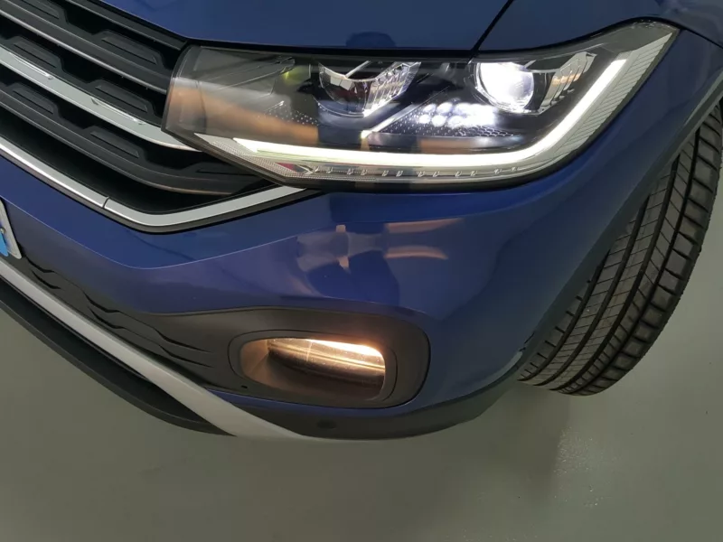 VOLKSWAGEN T-CROSS Gasolina 2020 segunda-mano Jaén