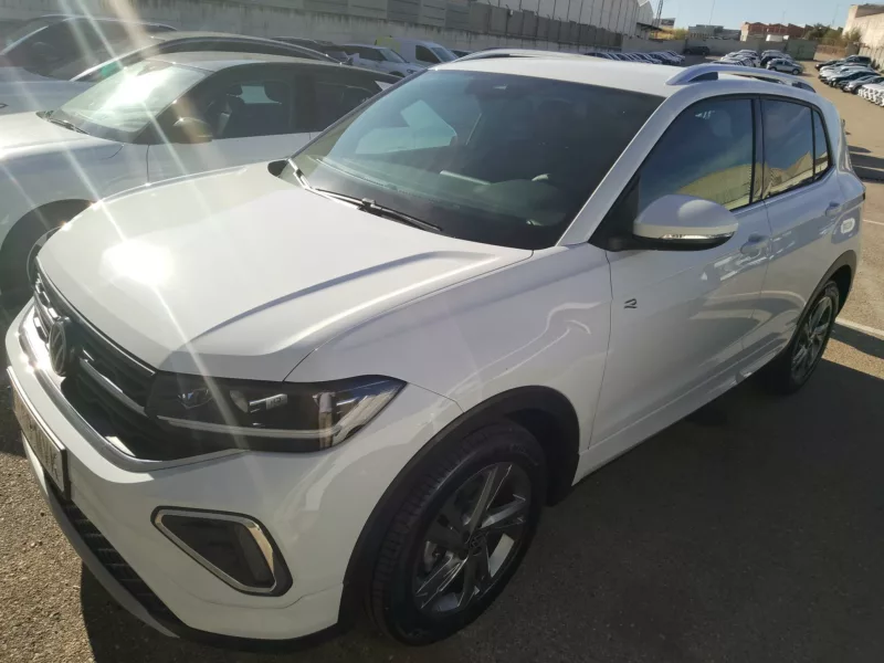 VOLKSWAGEN T-CROSS Gasolina 2024 km 0 Jaén