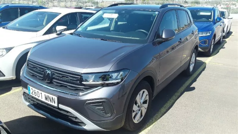 VOLKSWAGEN T-CROSS Gasolina 2024 segunda-mano Jaén