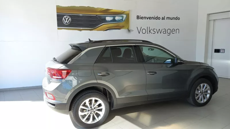 VOLKSWAGEN T-ROC Gasolina 2024 km 0 Jaén