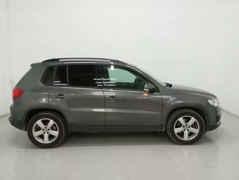 VOLKSWAGEN TIGUAN Diesel 2015 segunda-mano Jaén