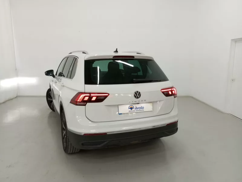 VOLKSWAGEN TIGUAN Gasolina 2021 segunda-mano Jaén