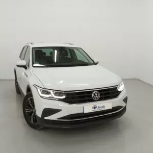 VOLKSWAGEN TIGUAN Gasolina 2021 segunda-mano Jaén