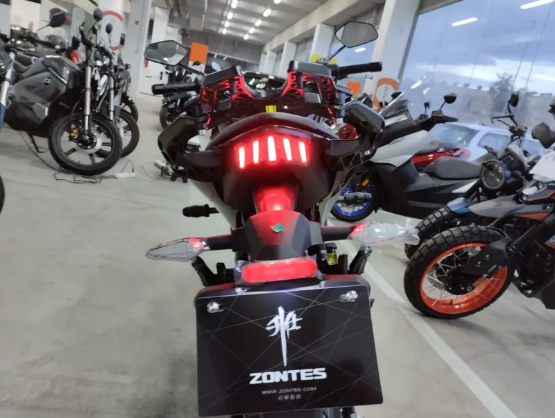 ZONTES Z2-125 Gasolina nuevo entrega inmediata Granada