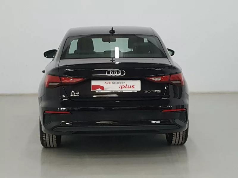 AUDI A3 SEDAN Hibrido 2023 km 0 Jaén