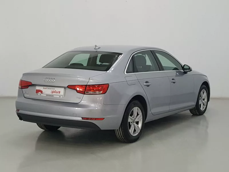 AUDI A4 Diesel 2018 segunda-mano Jaén